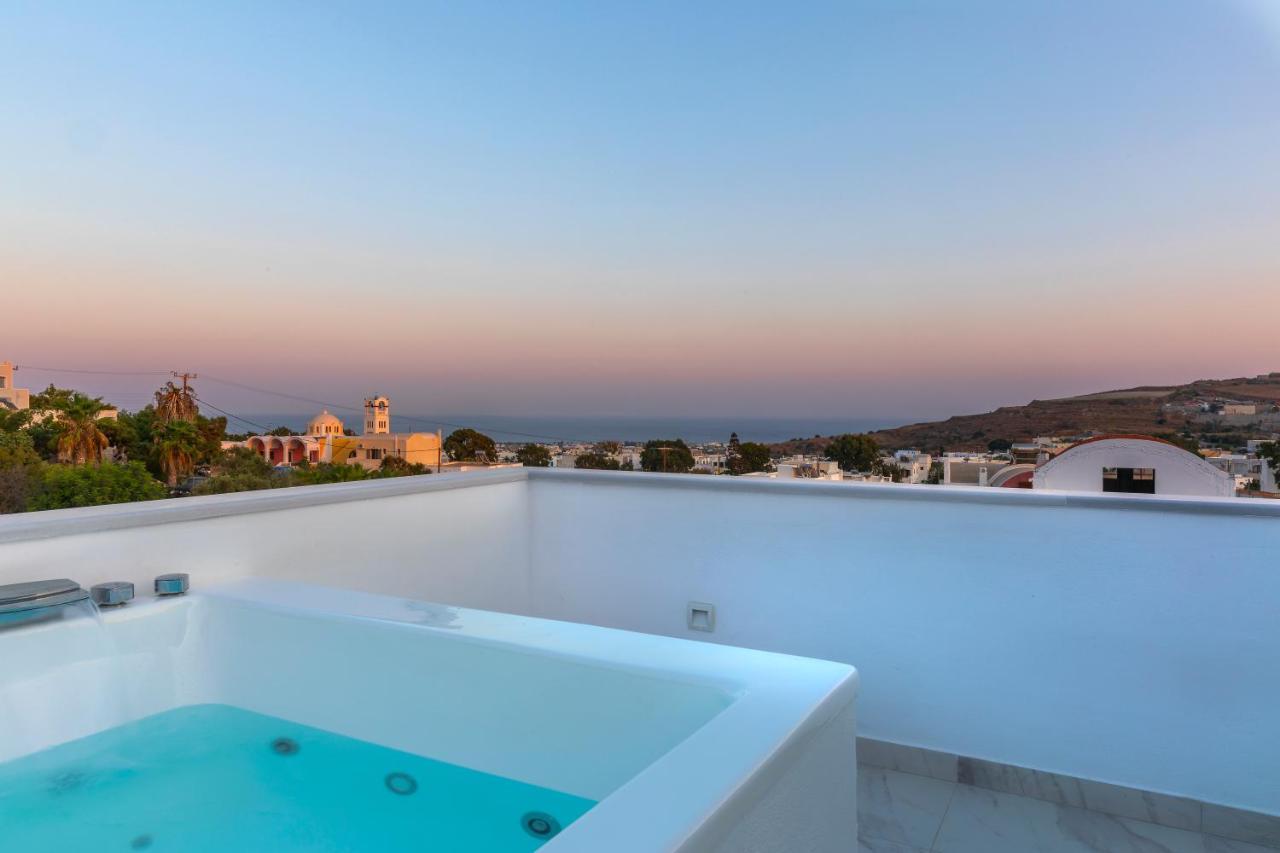 Blackstone Luxury Suites Emporio (Santorini) Exterior foto