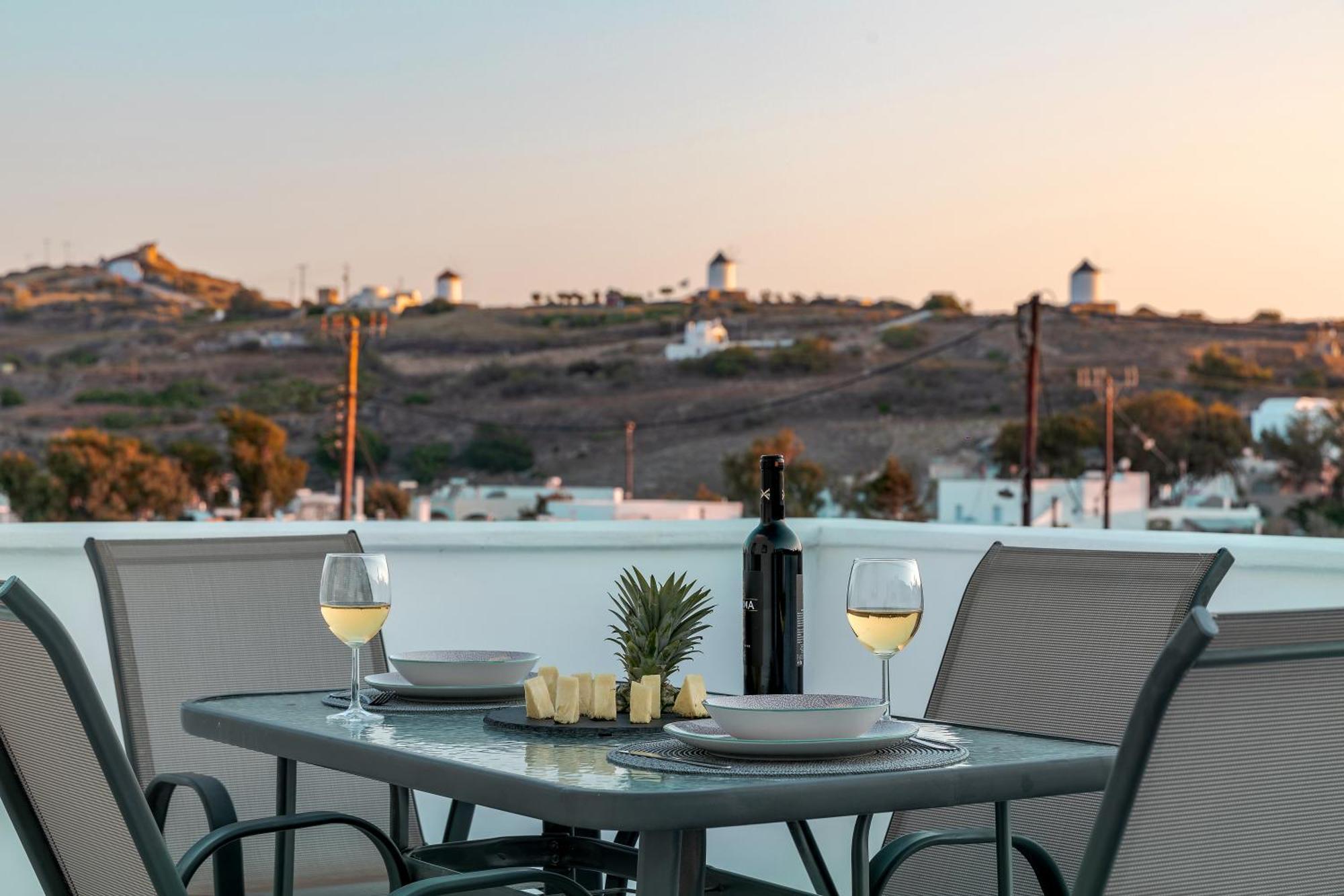 Blackstone Luxury Suites Emporio (Santorini) Exterior foto