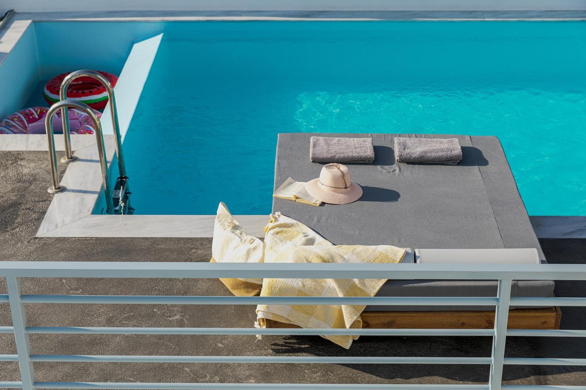 Blackstone Luxury Suites Emporio (Santorini) Exterior foto
